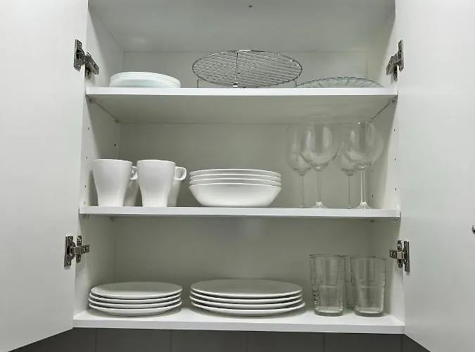 Paseo Marítimo 27 *