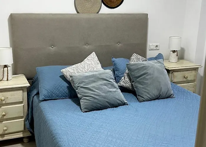 Paseo Maritimo 27 푸엔히롤라