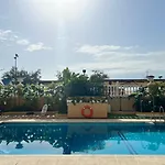 Paseo Maritimo 27 *